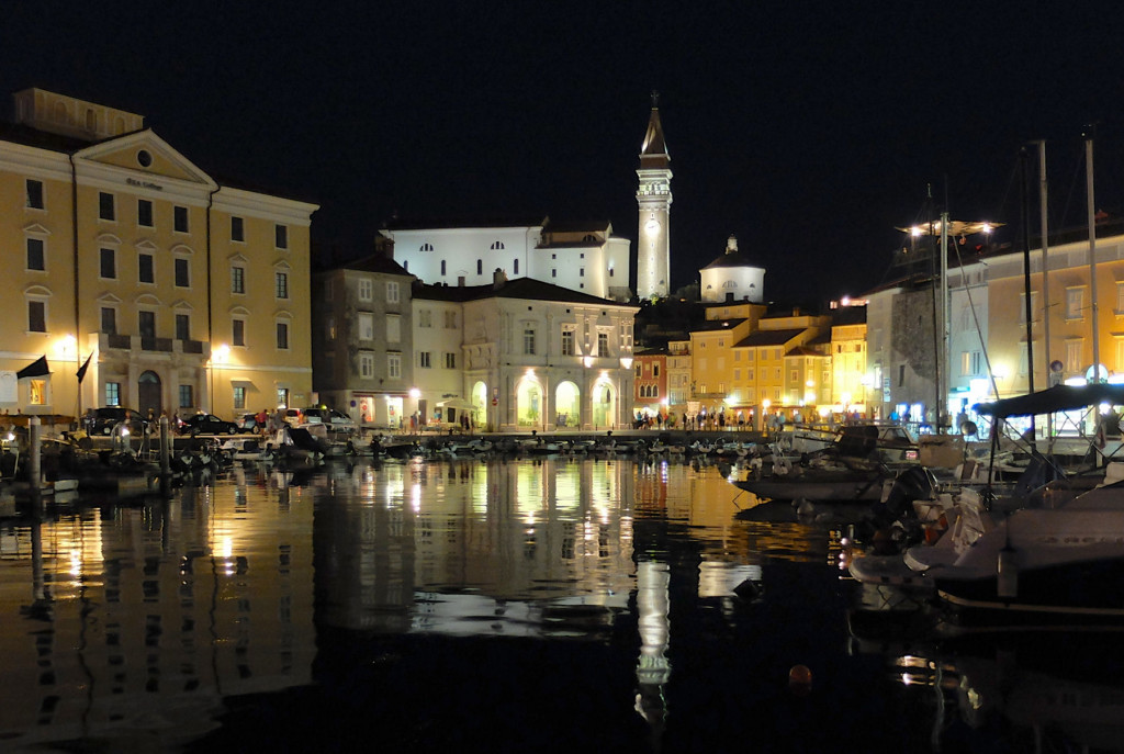 Slovenia at night - 30 stunning high resolution photos