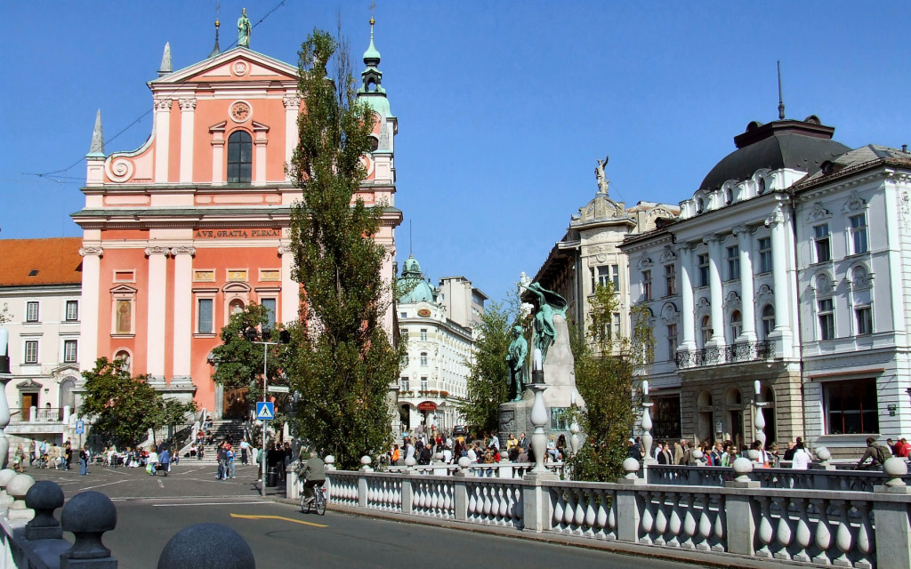 Preseren Square preseren-square-ljubljana-triple-bridge - TRAVELSLOVENIA.ORG – All You ...