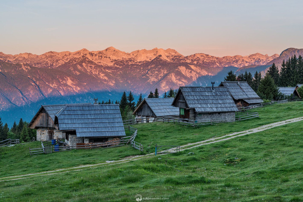 Idyllic shepherds' huts on the Zajamniki mountain pasture on the Pokljuka plateau, Slovenia