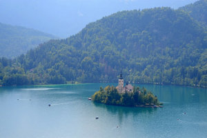 10 unmissable reasons to visit Lakes Bled and Bohinj