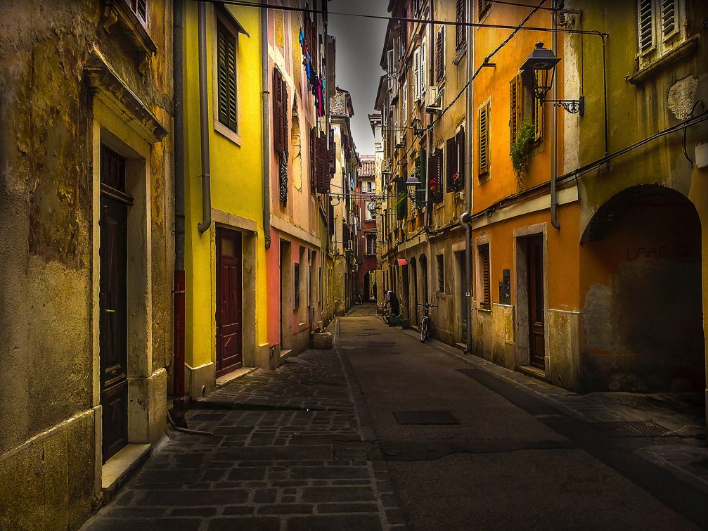 Pastel-colored houses in the old town center of Piran in Slovenia