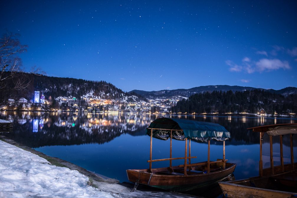 Lake Bled and the town of Bled at night in the winter