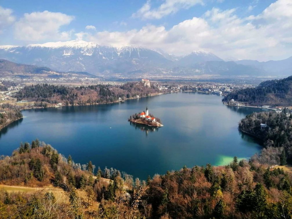 Panoramic view of Lake Bled in the time between winter and spring