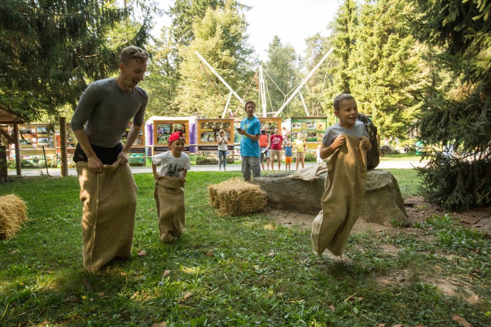 Children's games in Ljubljana Zoo