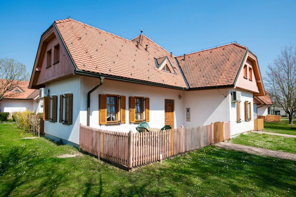 A house inside the Apartment Village Prekmurska Vas at Terme 3000 in Moravske Toplice